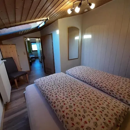 Erna 3* Böbrach
