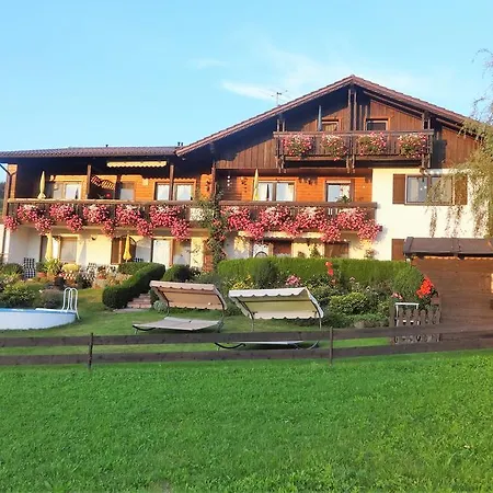 Pensionat Erna 4*
